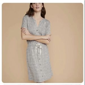 Lou & Grey comfy dress - tie waist button front - short sleeved - Vneck